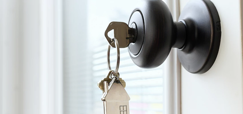 Bifold Door Knob Replacement in Calimesa, California